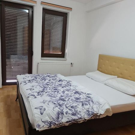 Apartmani Sk Brčko Esterno foto