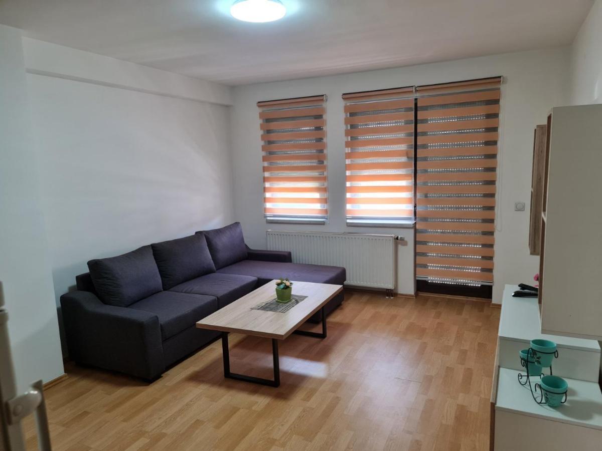 Apartmani Sk Brčko Esterno foto